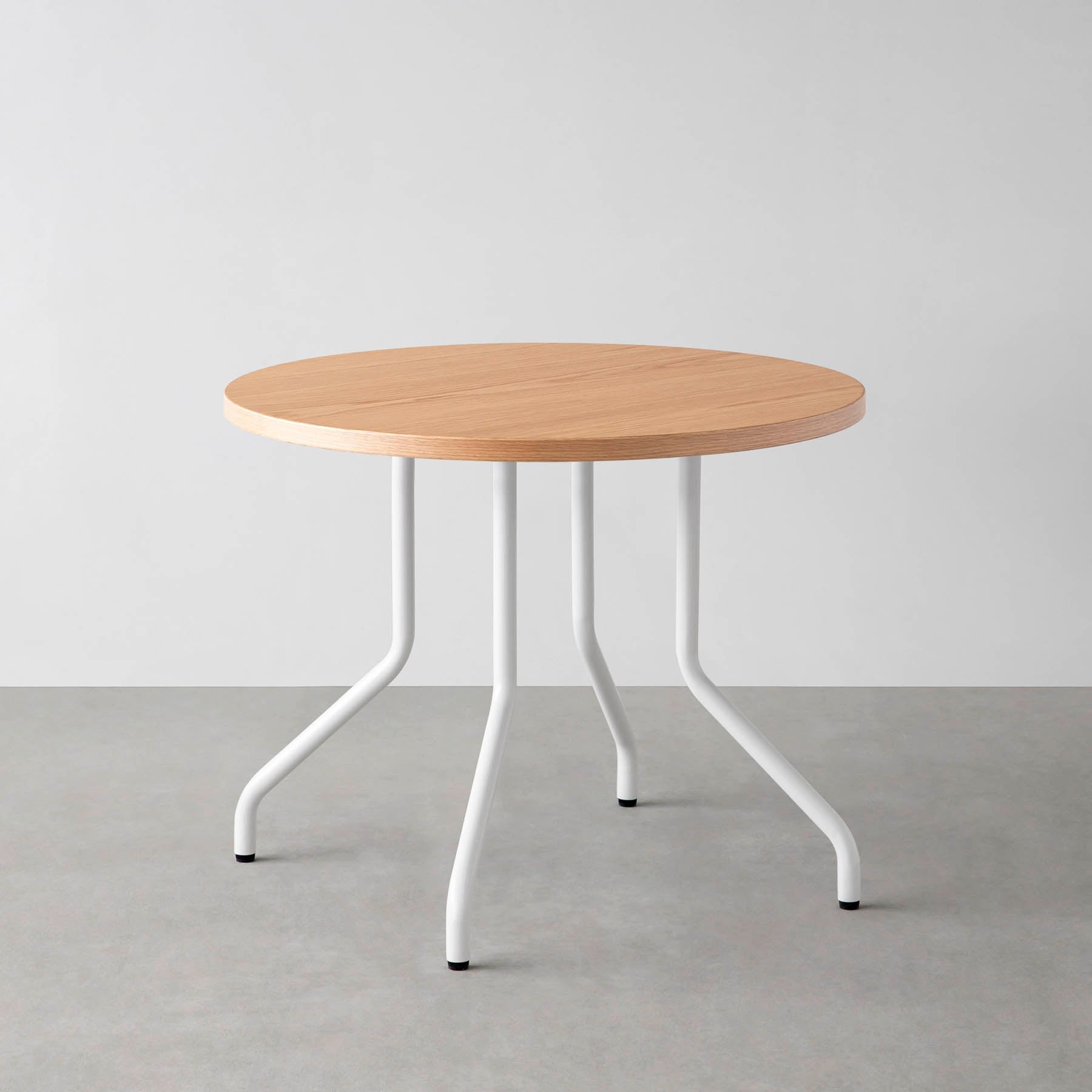 スマート造作カフェテーブル / ホワイトオーク　白スチール脚 4本脚 × ラウンド φ81 - 90