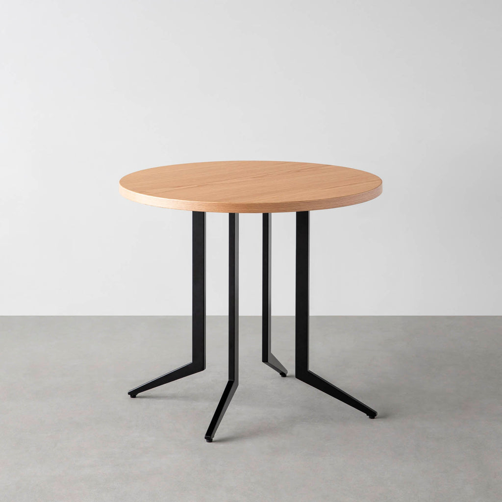 スマート造作カフェテーブル / ホワイトオーク　黒スチール脚 4本脚 × ラウンド φ61 - 80