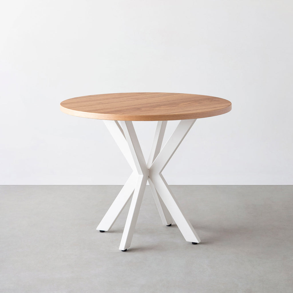 Kanademonoのくるみのカフェテーブル