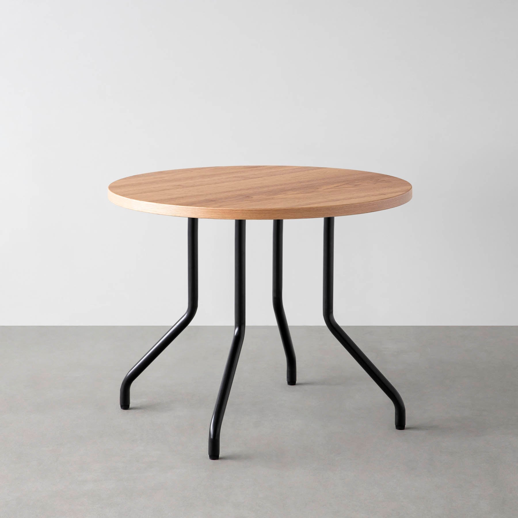 スマート造作カフェテーブル / くるみ　黒スチール脚 4本脚 × ラウンド φ81 - 90