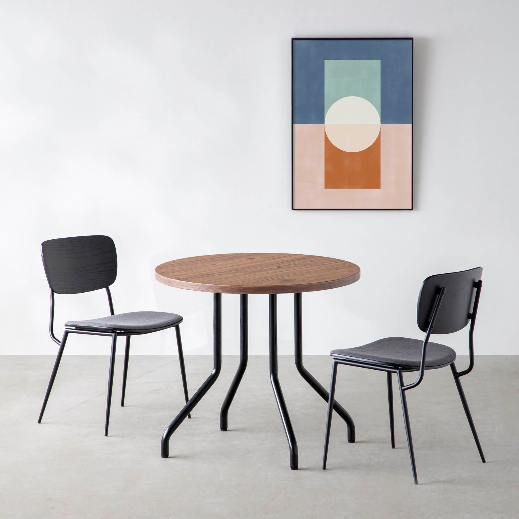 スマート造作カフェテーブル / ニューギニアウォルナット　黒スチール脚 4本脚 × ラウンド φ61 - 80