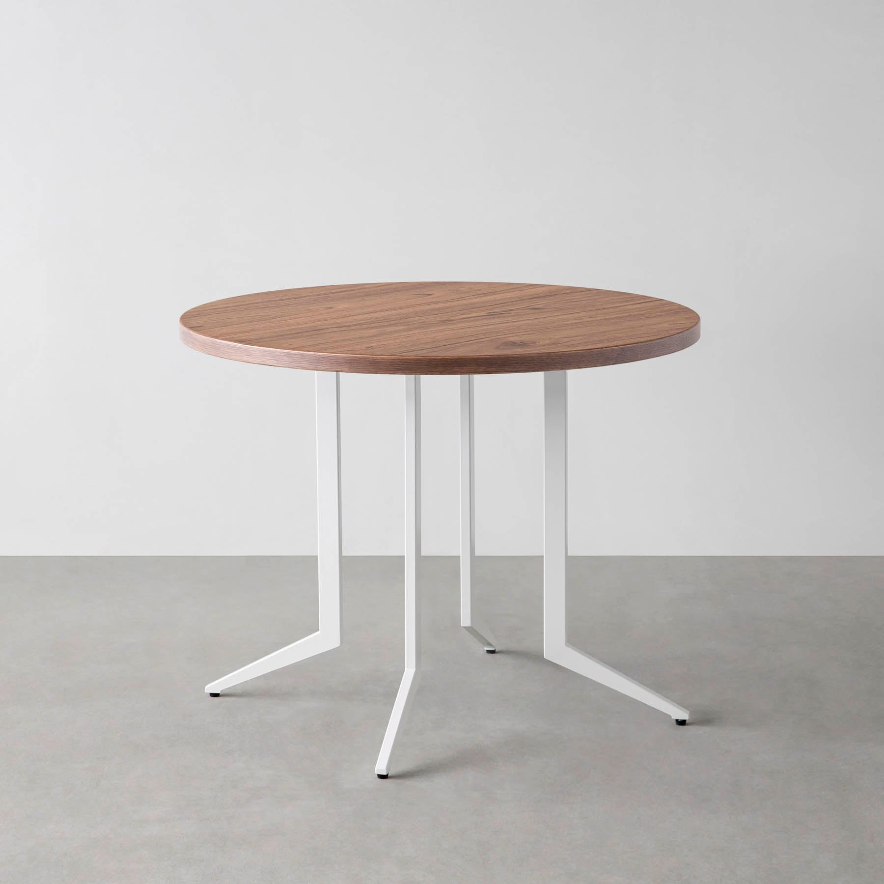 スマート造作カフェテーブル / ニューギニアウォルナット　白スチール脚 4本脚 × ラウンド φ81 - 90