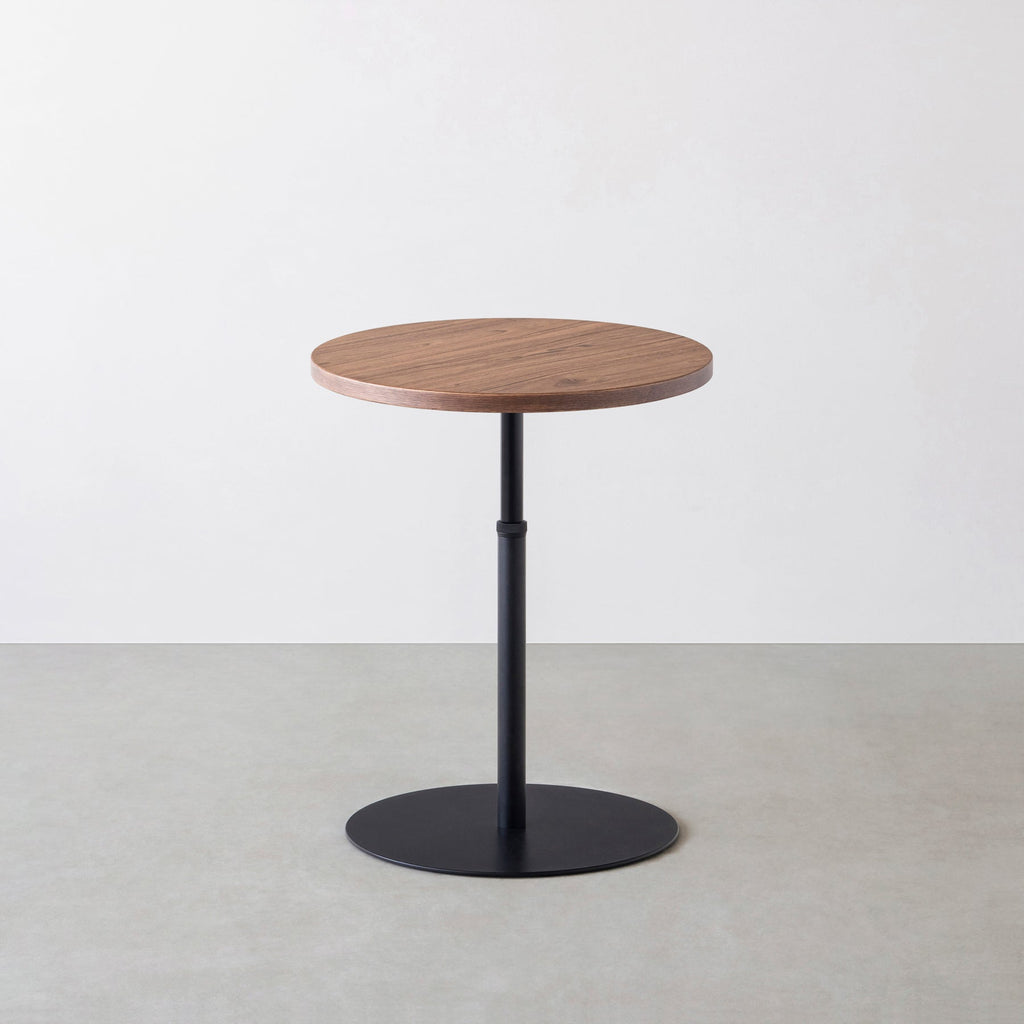 Kanademonoのニューギニアウォルナットのカフェテーブル