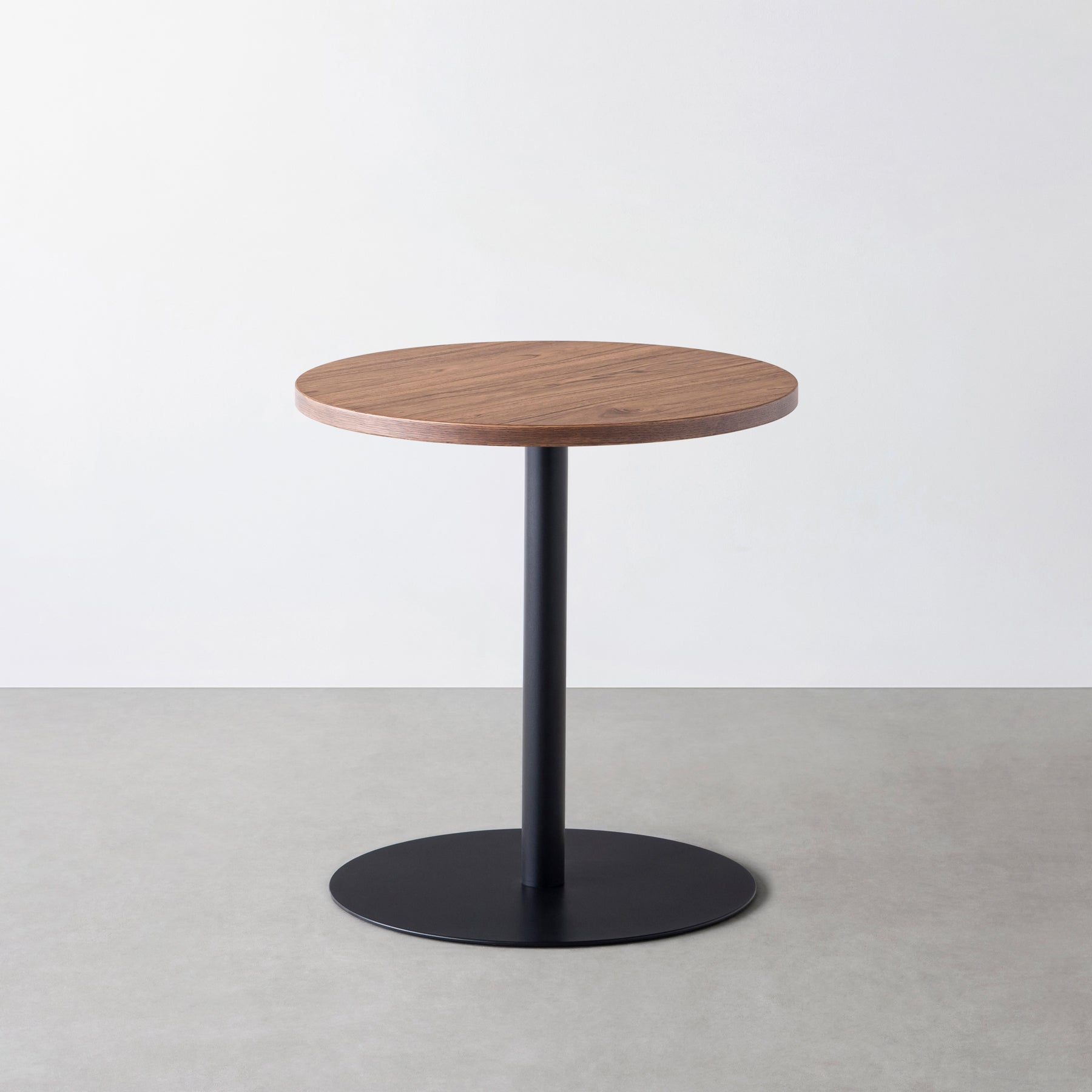 Kanademonoのニューギニアウォルナットのカフェテーブル