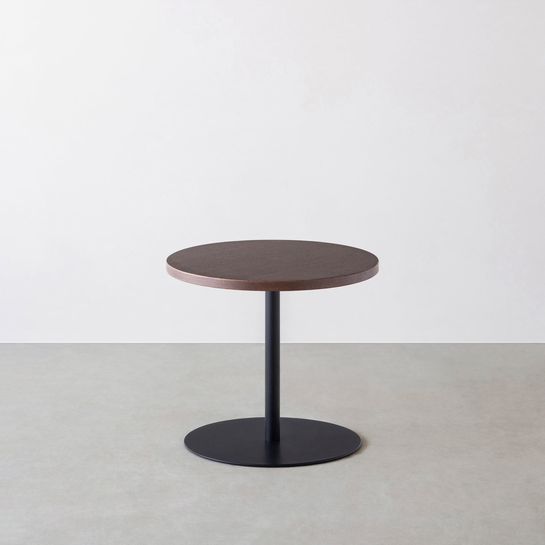 Kanademonoのウェンジのカフェテーブル