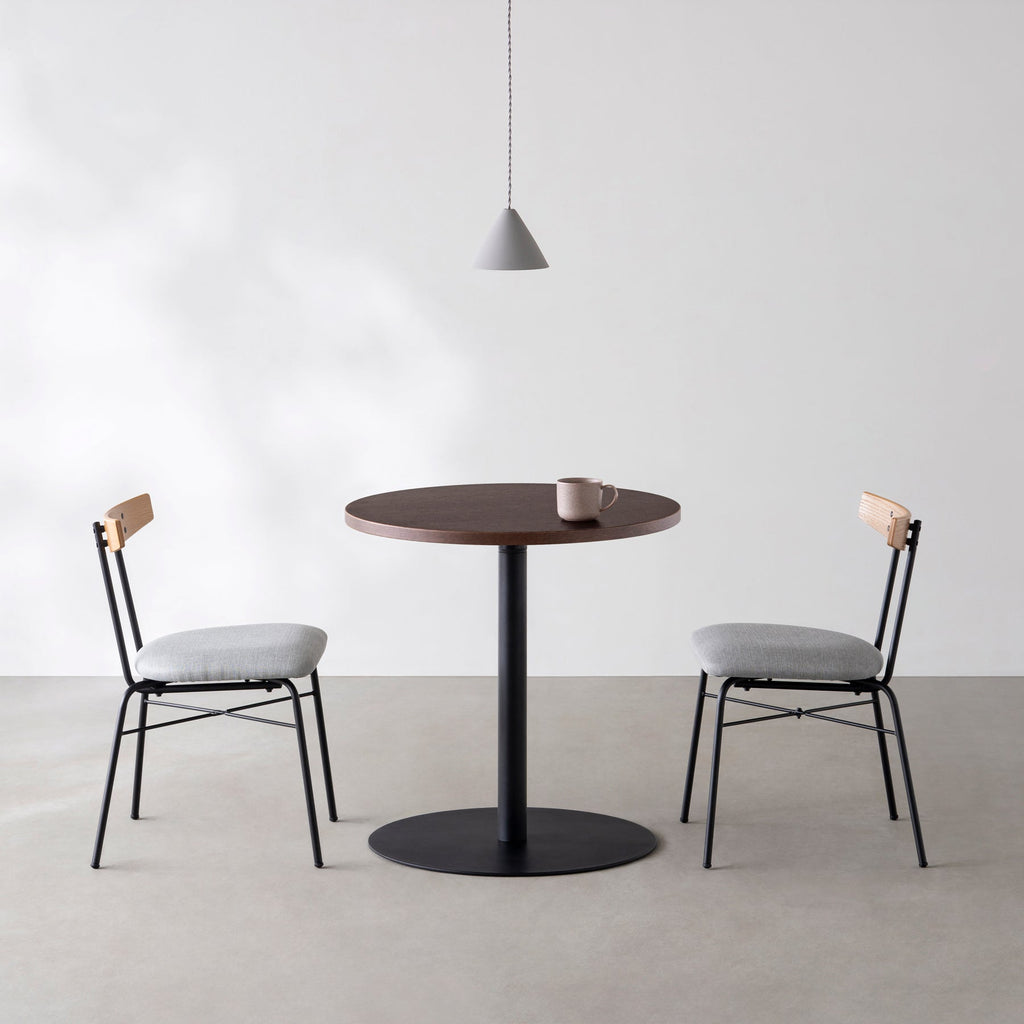 Kanademonoのウェンジのカフェテーブル