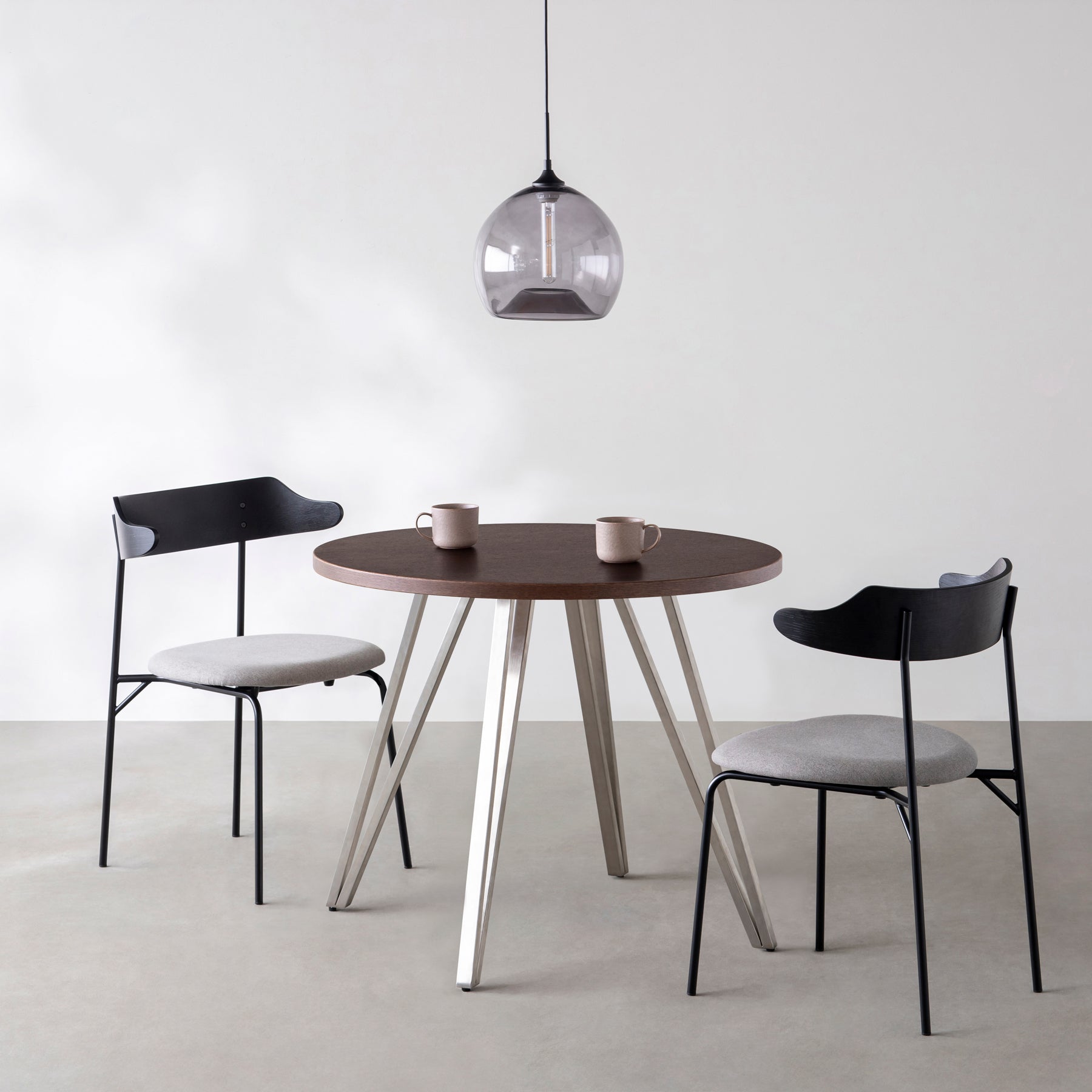 スマート造作カフェテーブル / ウェンジ　ステンレススチール脚 4本脚 × ラウンド φ81 - 90