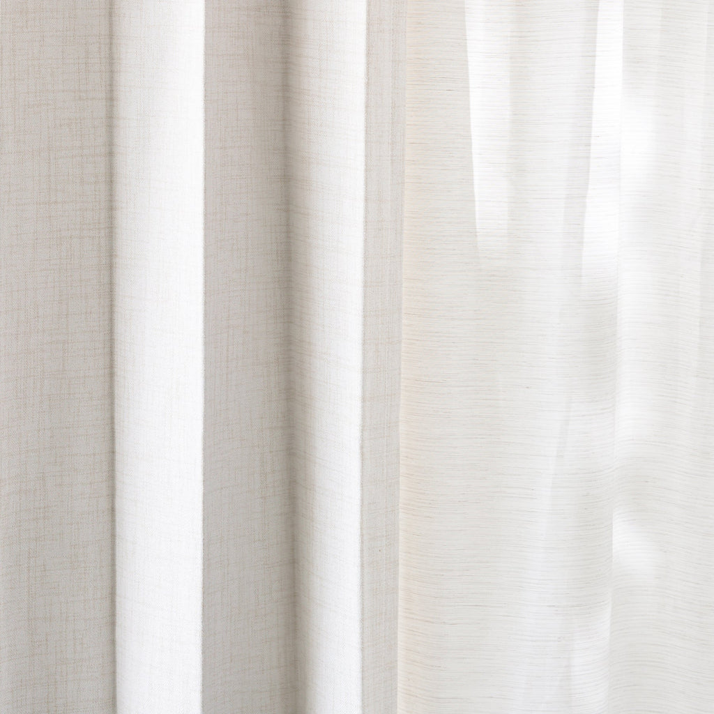 防音・遮熱・保温・完全遮光・形状記憶機能のあるプリーツカーテン（ベージュ）