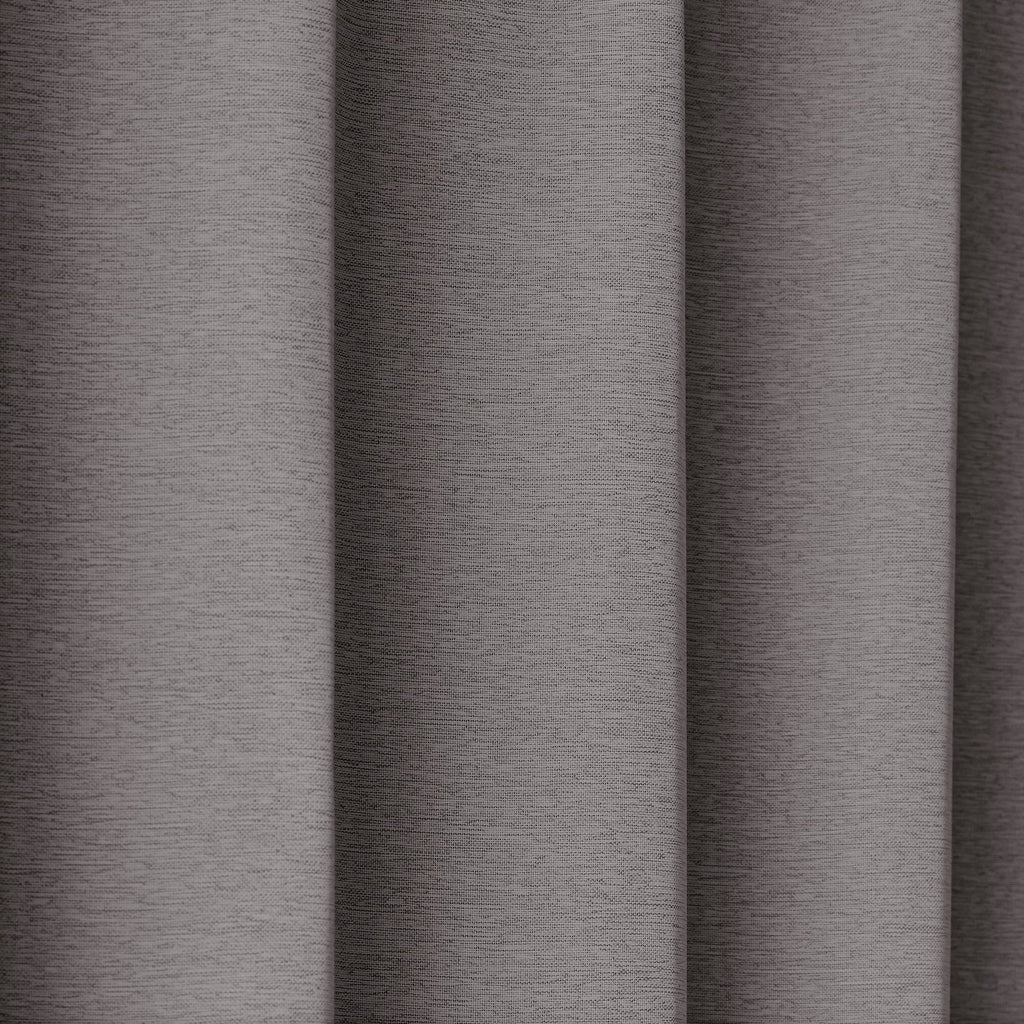 断熱機能のある遮光プリーツカーテン（ブラウン）