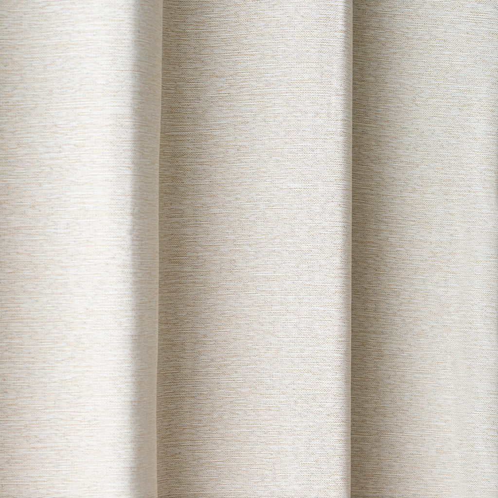 断熱機能のある遮光プリーツカーテン（アイボリー）