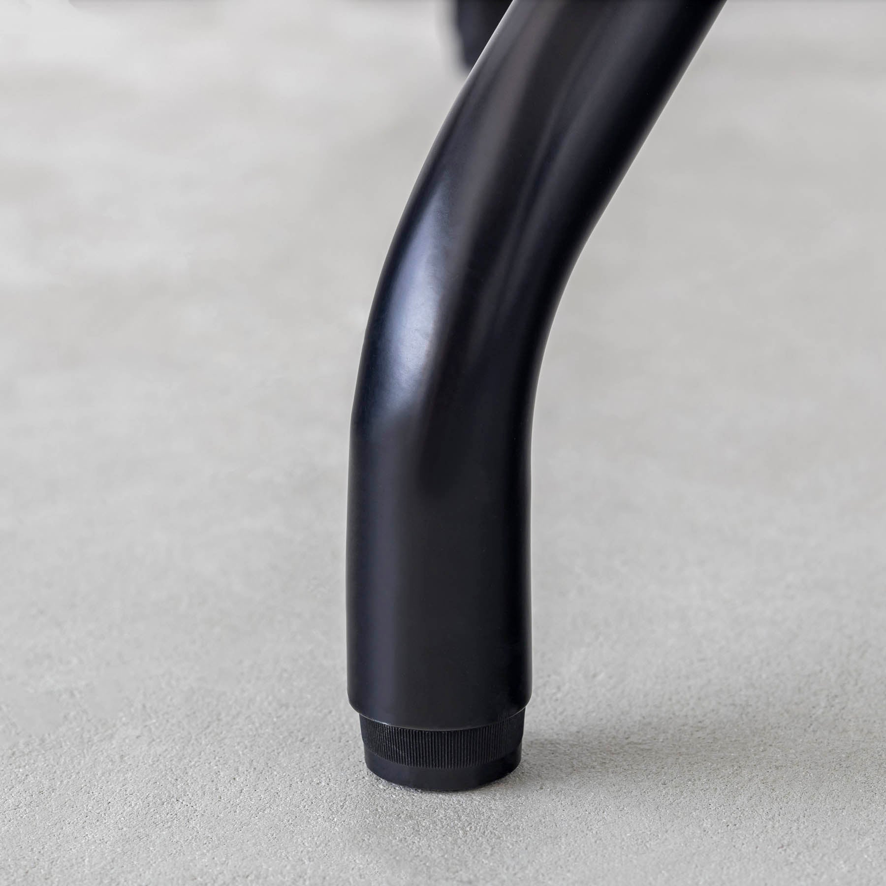 THE LEGS / Curvepipe × Black Steel