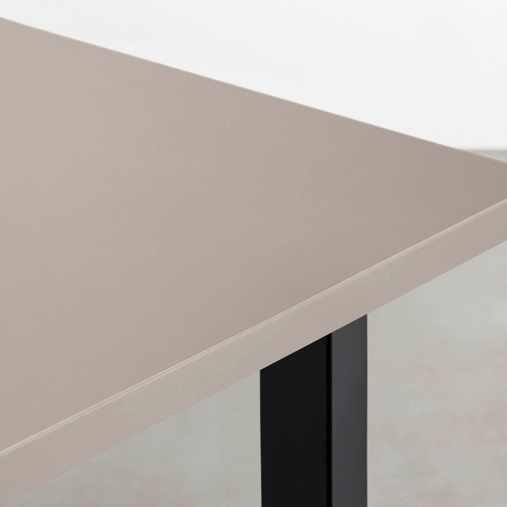 スマート造作テーブル / メラミン 無地 × 黒スチール脚 × W181 - 300cm