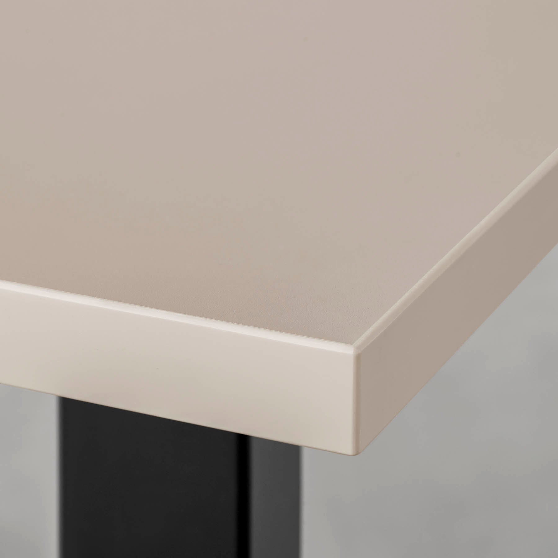 スマート造作テーブル / メラミン 無地 × 黒スチール脚 × W181 - 300cm