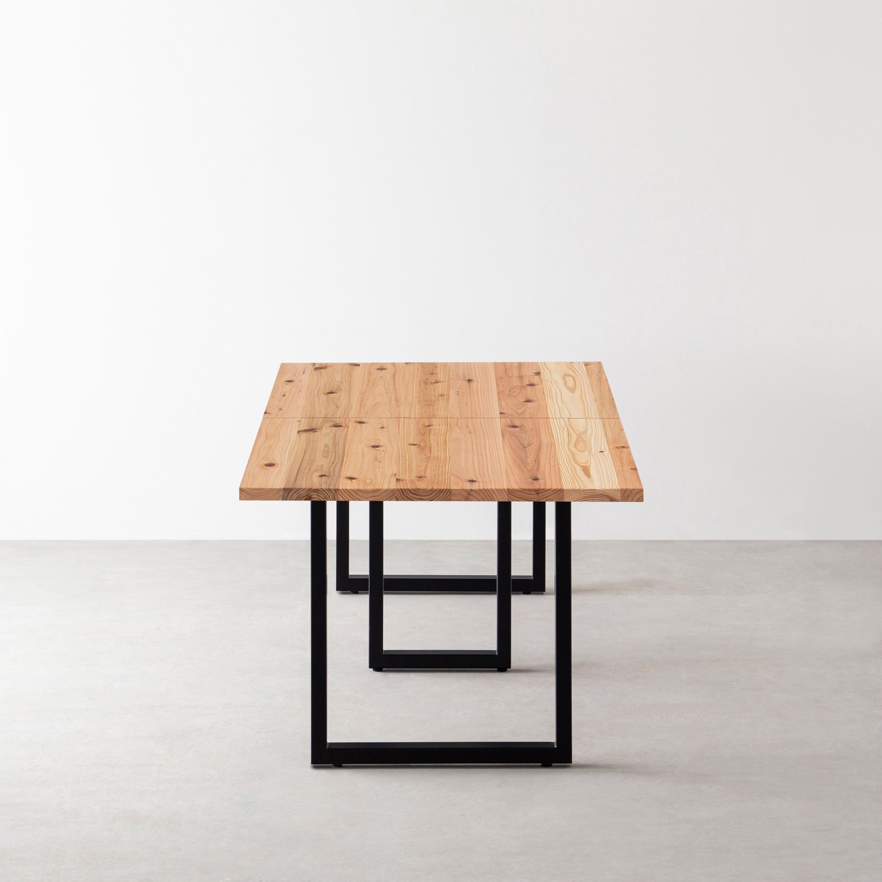 スマート造作テーブル / 無垢 杉 × 黒スチール脚 × W181 - 250cm