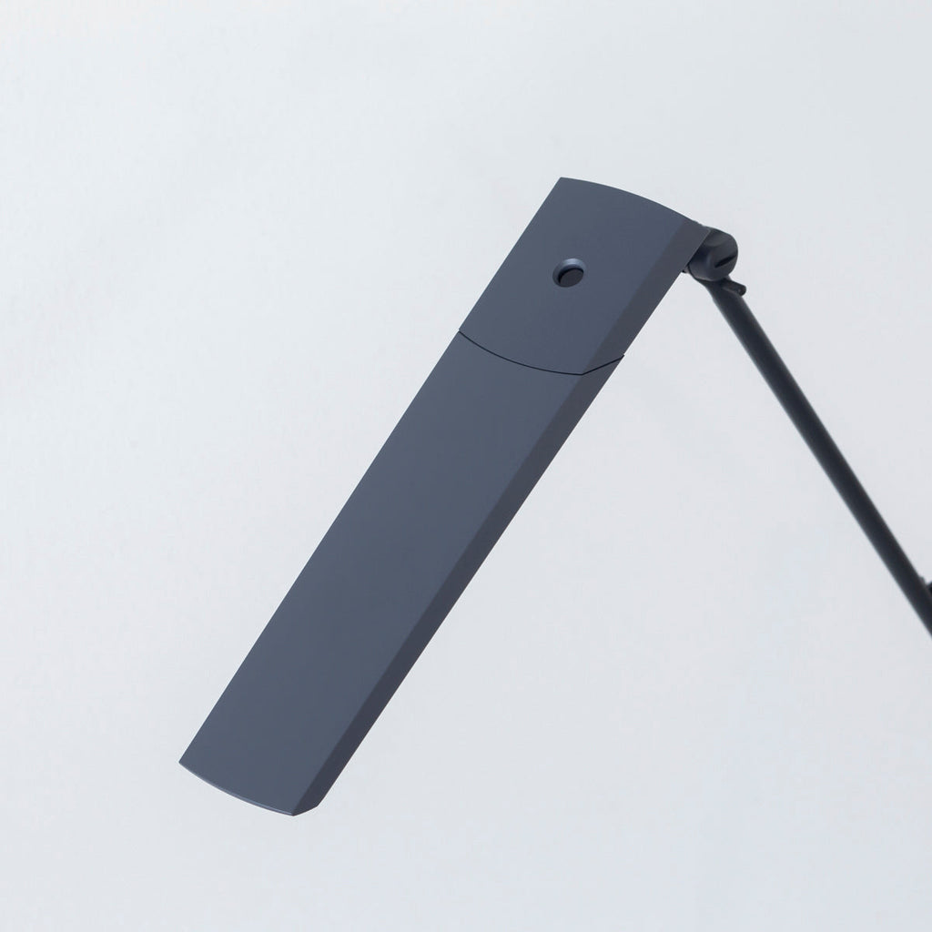 Slim - Stylish　Touchless Matte Desk Lamp　クランプ式