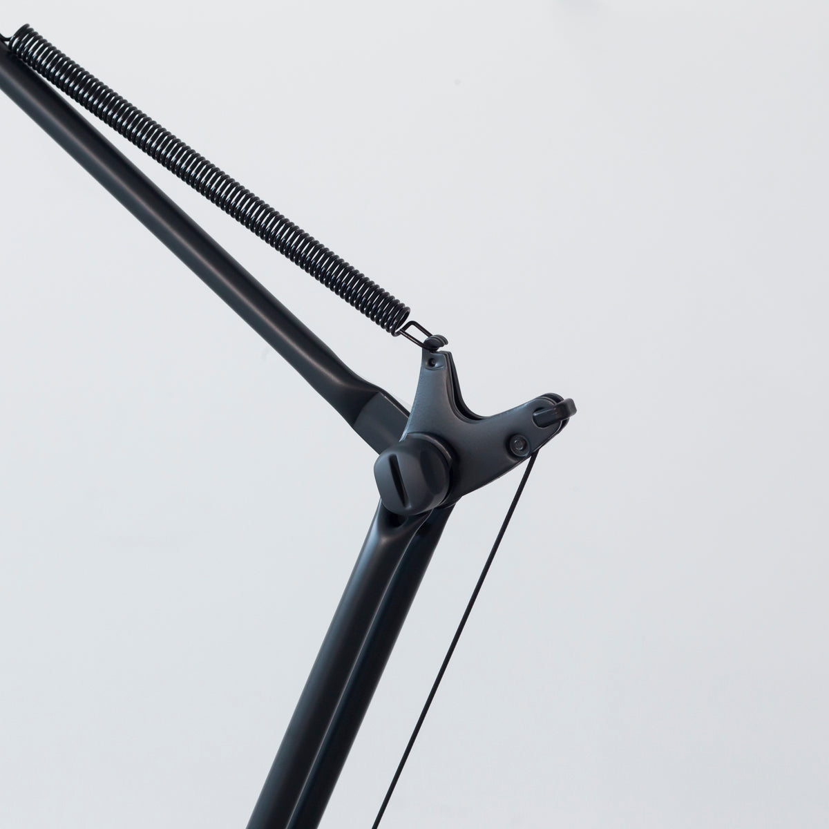 Slim - Stylish　Touchless Matte Desk Lamp　クランプ式
