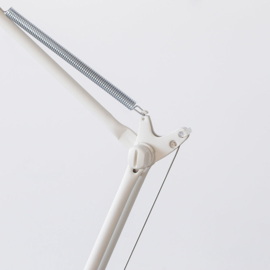 Slim - Stylish　Touchless Matte Desk Lamp　クランプ式