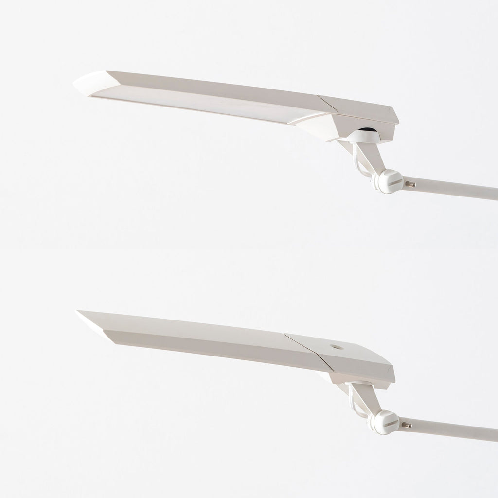 Slim - Stylish　Touchless Matte Desk Lamp　クランプ式