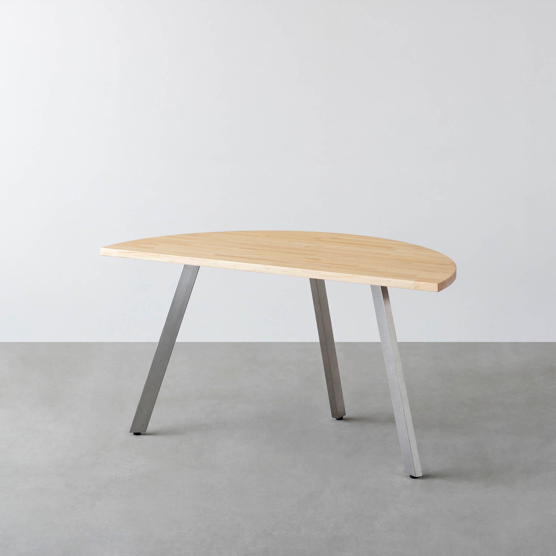 Kanademonoのパインの半円テーブル