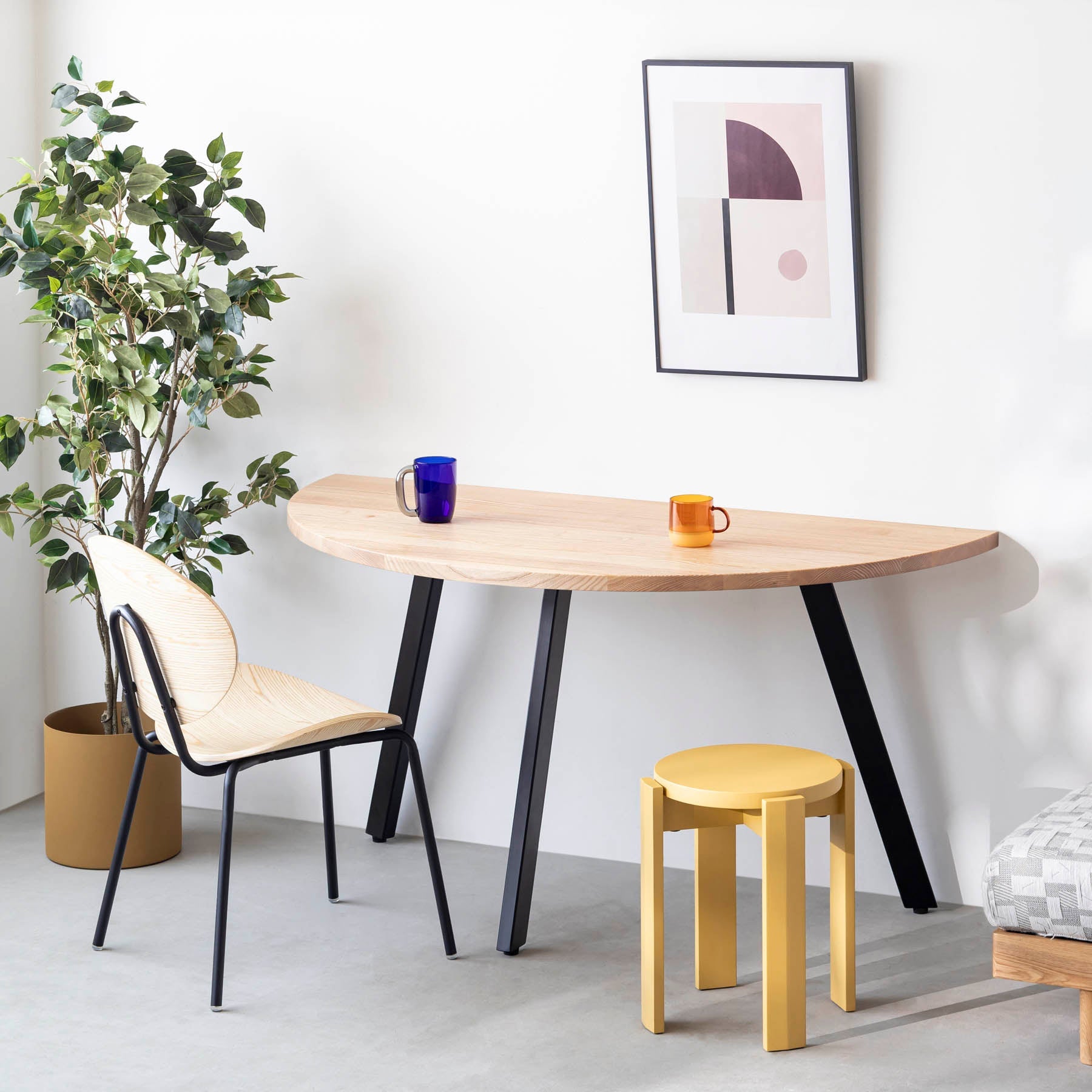 スマート造作テーブル / 半円 × 無垢 ホワイトアッシュ × 黒スチール脚