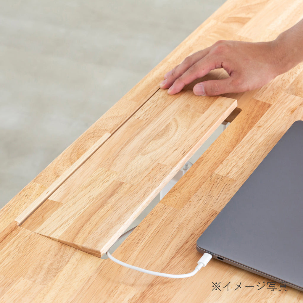 Kanademonoの見た目も機能もスマートなBlock&Tray配線孔フラットタイプ・ホワイト（使用イメージ５）