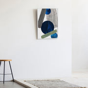 KANADEMONOのドットを用いたデザインをブルーをアクセントに落ち着いたトーンで仕上げたモダンな抽象画アートA2＋ホワイトフレーム（エントランス使用例）