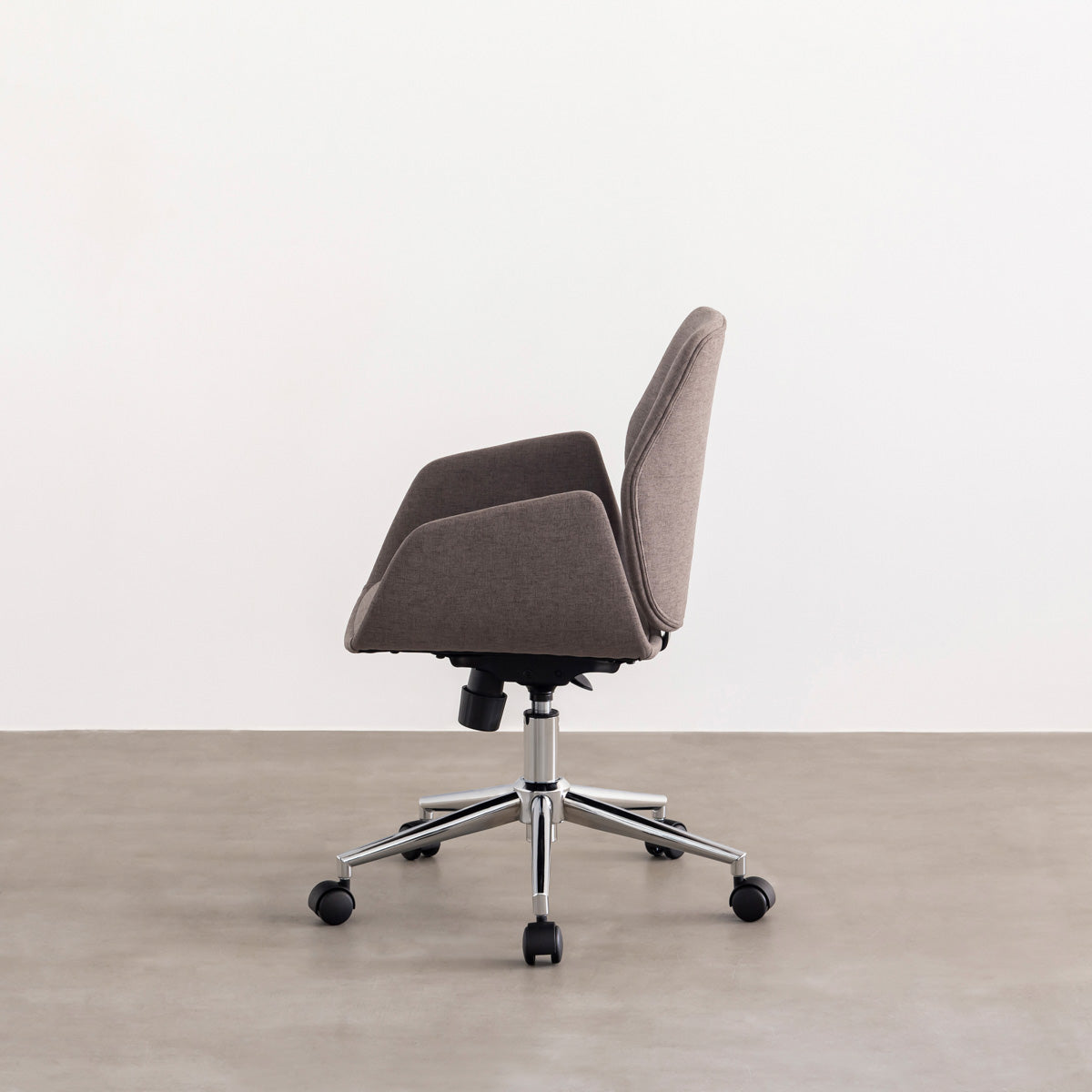 kanademono Modern Design デスクチェア ライトブラウン Modern Design デスクチェア – SITURAEMON