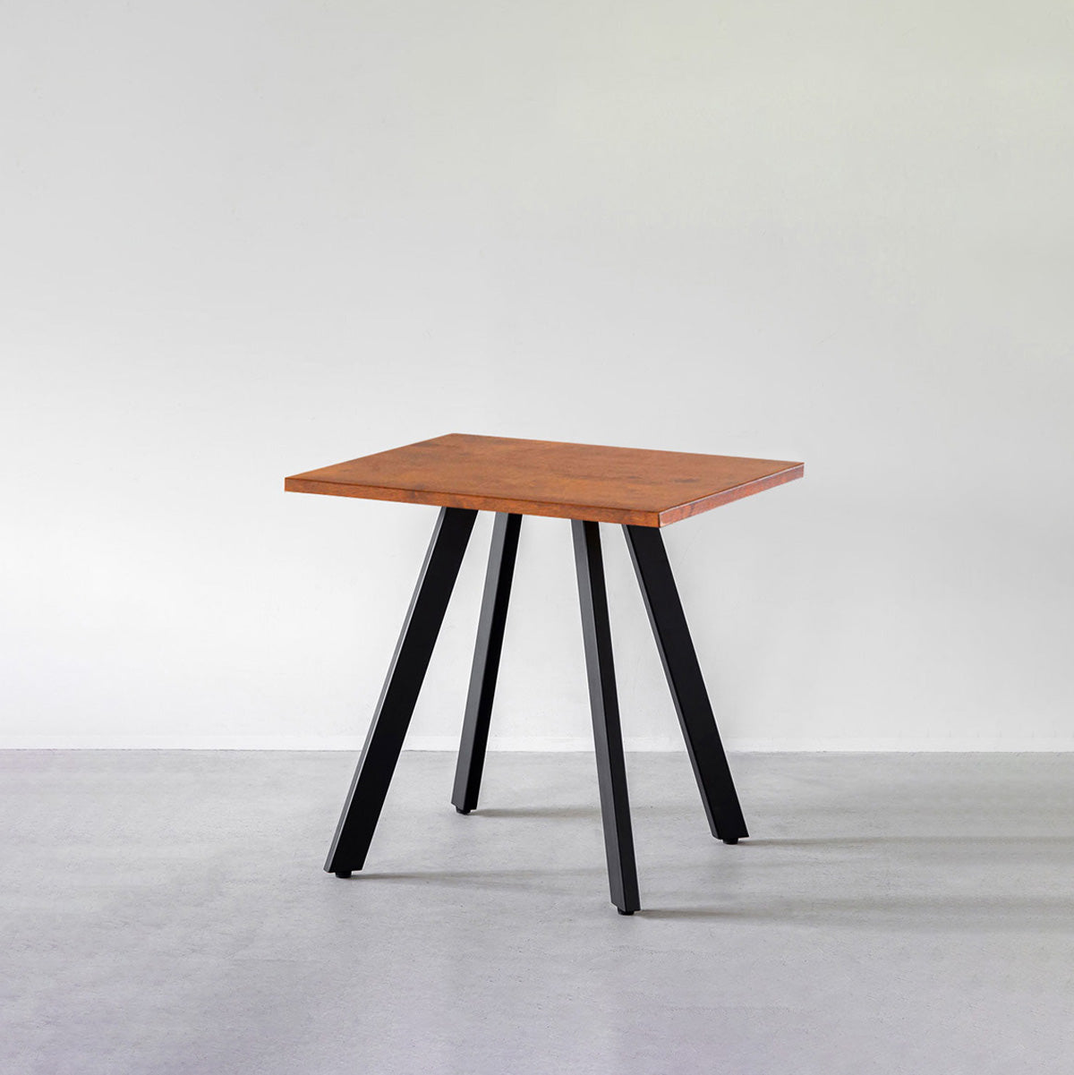 スマート造作カフェテーブル / ラバーウッド　黒スチール脚 4pin × スクエア　60 - 80