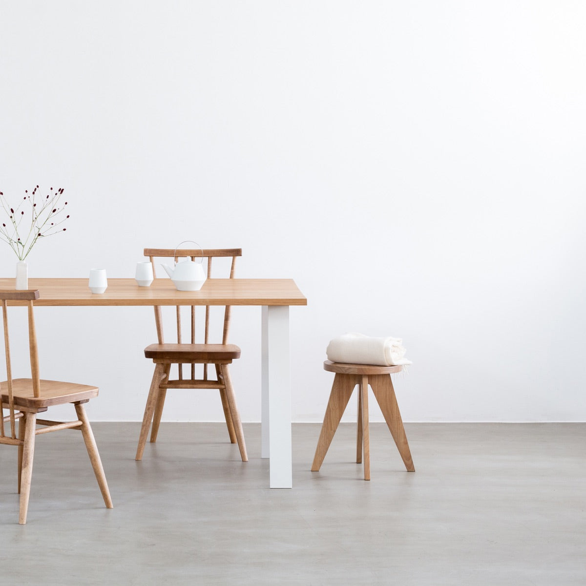 Eco - Simple ソリッドスツール ラバーウッド材 – SITURAEMON