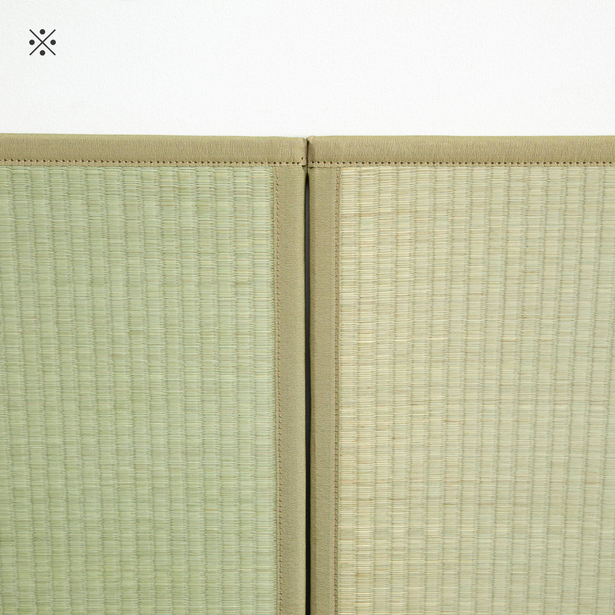 国産のい草をつかった爽やかな印象の70 × 70cmの置き畳（色味比較）