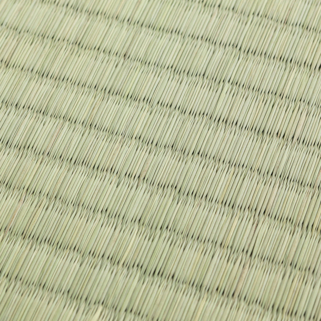国産のい草をつかった爽やかな印象の164 × 82cmの置き畳（クローズアップ）