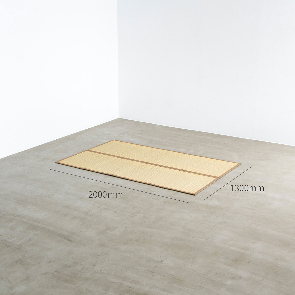 重厚感のある風合いが落ち着きをもたらす沖縄ビーグを使用した130 × 200 cmのゴザ（サイズ画像）