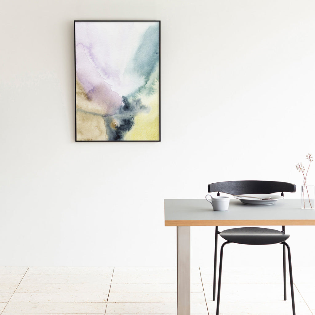 淡いカラーを滲ませた水彩で描いた抽象画アートA1＋ブラックフレーム（ダイニング使用例）