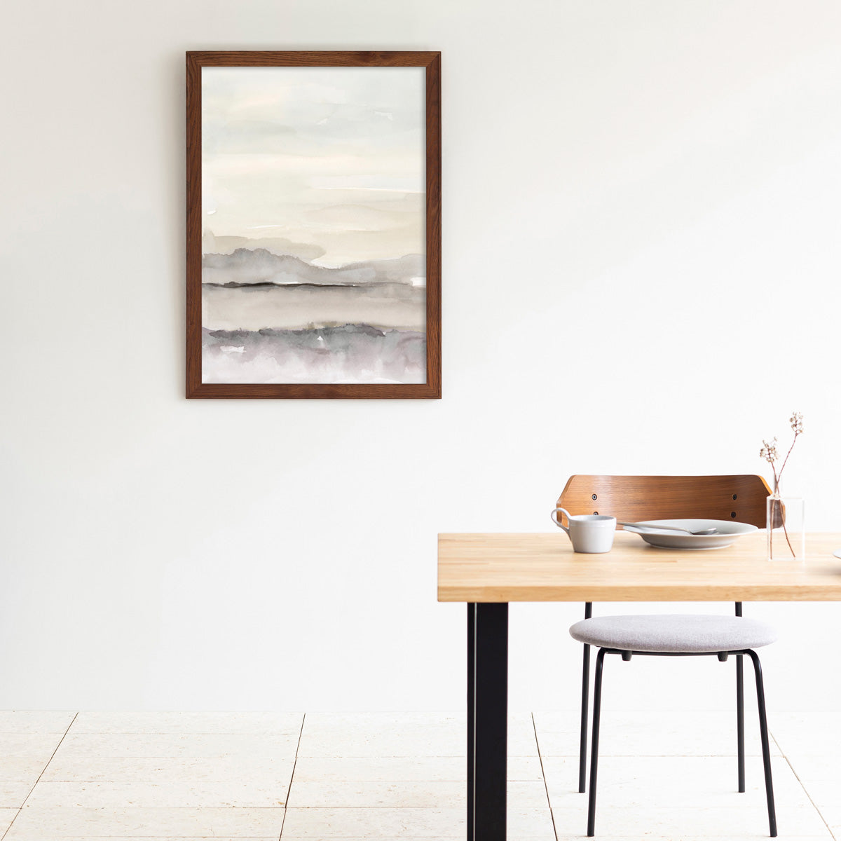 Kanademonoのモノトーンで淡く描いた水彩抽象画アートA1＋ブラウンウッドフレーム（ダイニング使用例）