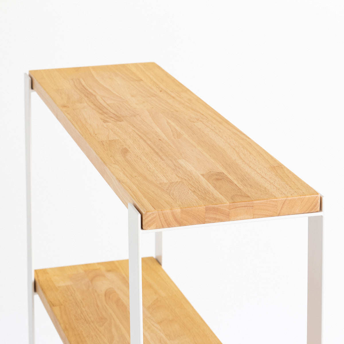 KANADEMONOのラバーウッドナチュラルの棚板とホワイトのアイアン脚を組み合わせたシェルフ（棚板）