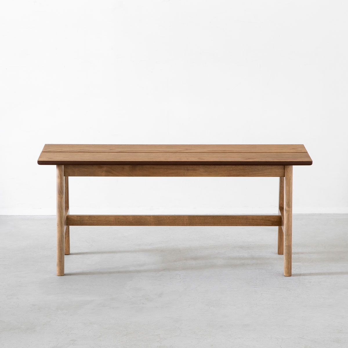 かなでもののワイピング塗装を施したオークの美しい木肌の素材感のシンプルナチュラルなウッドベンチ