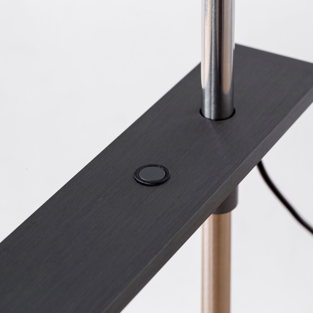 Gray × Plate　Slim Desk Lamp