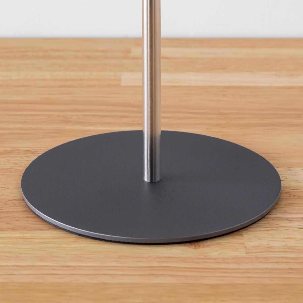 Gray × Plate　Slim Desk Lamp