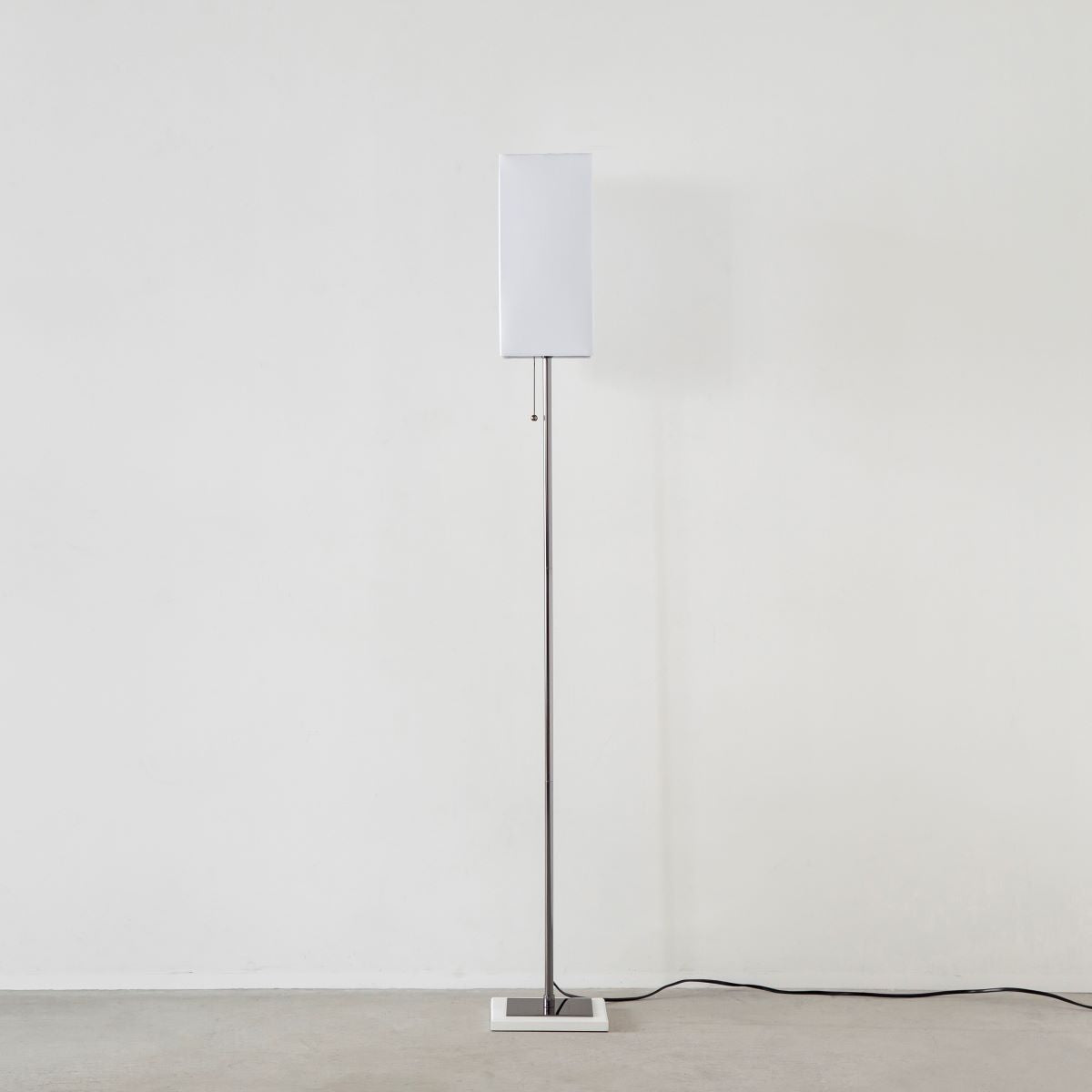 Slim - Elegant　Floor Lamp