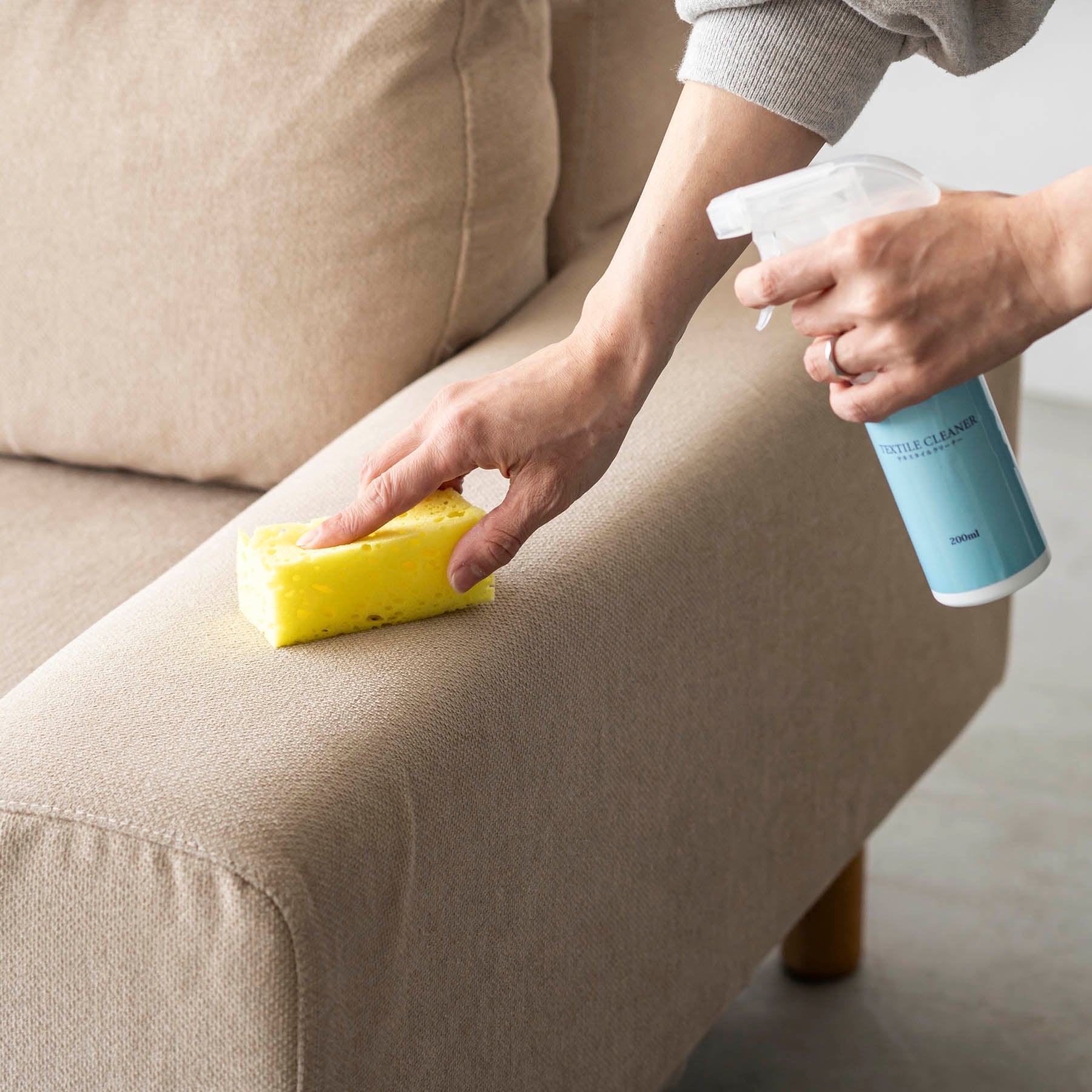 布製アイテムメンテナンス用品のテキスタイルケアキット（4点セット）