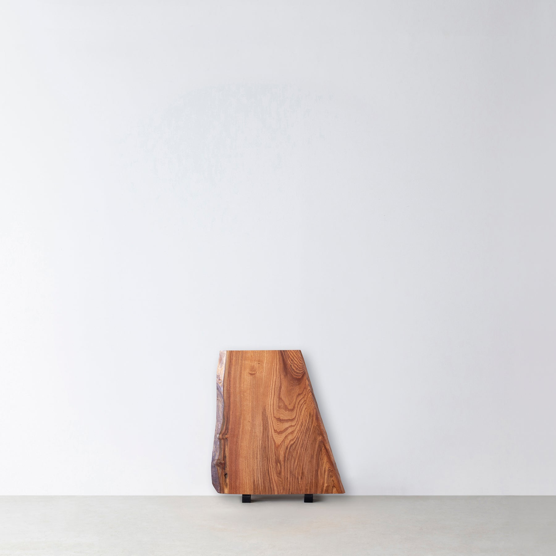 一枚板 / ケヤキ #0032　670 × 365 ~ 590 mm