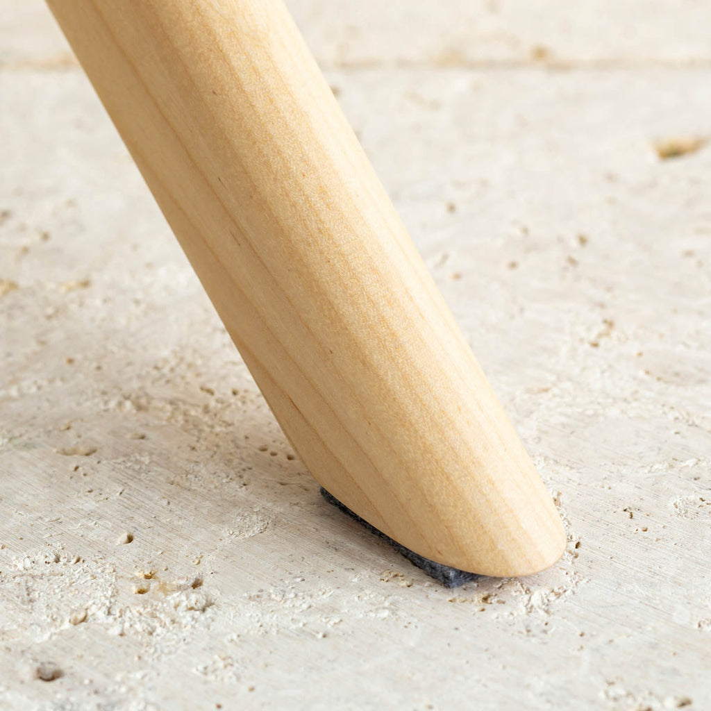 大理石柄の天板と天然木の組み合わせがモダンなセンターテーブル（脚部分3）