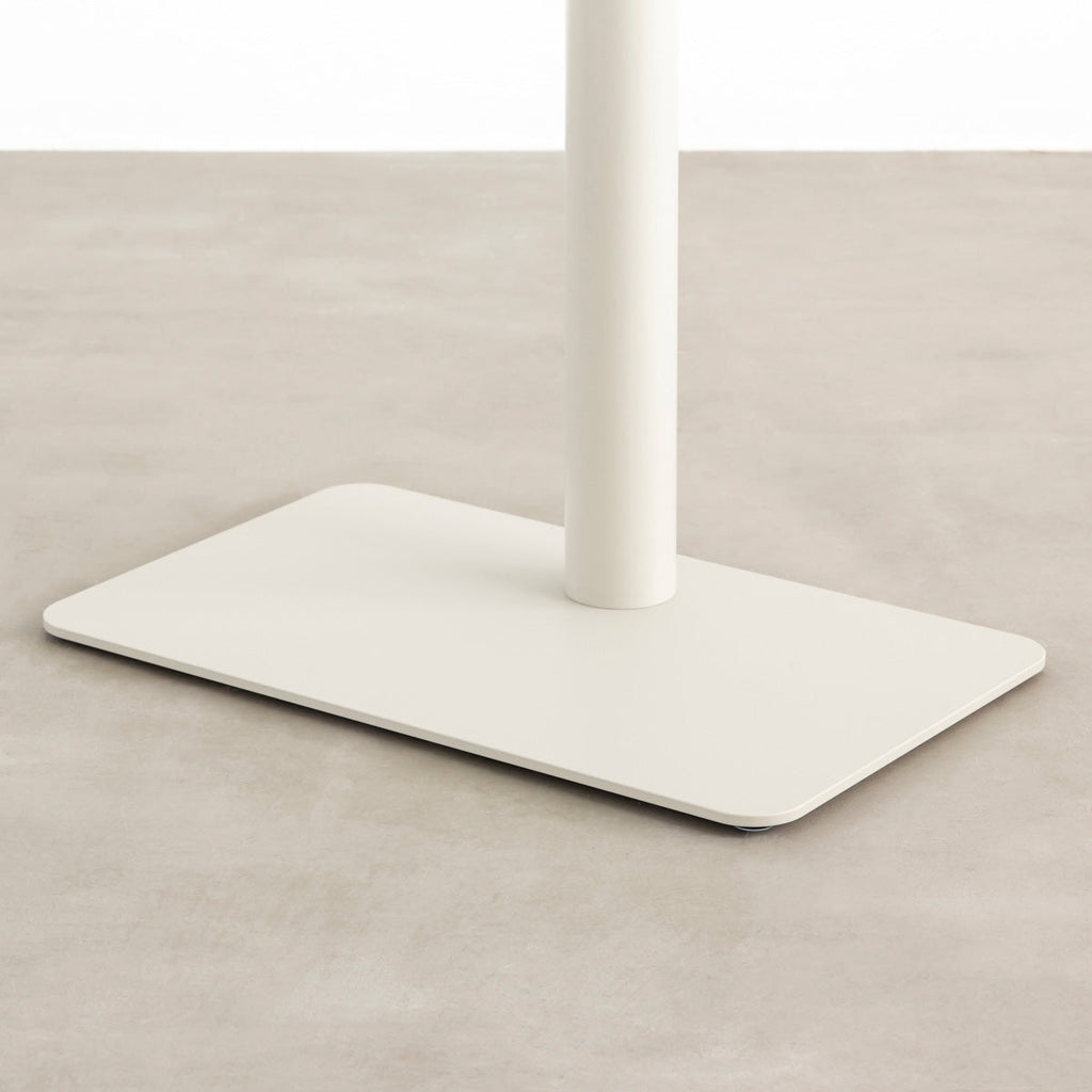自由に高さを変えられる、シンプルでミニマルなペブルグレー昇降サイドテーブル（ベース）