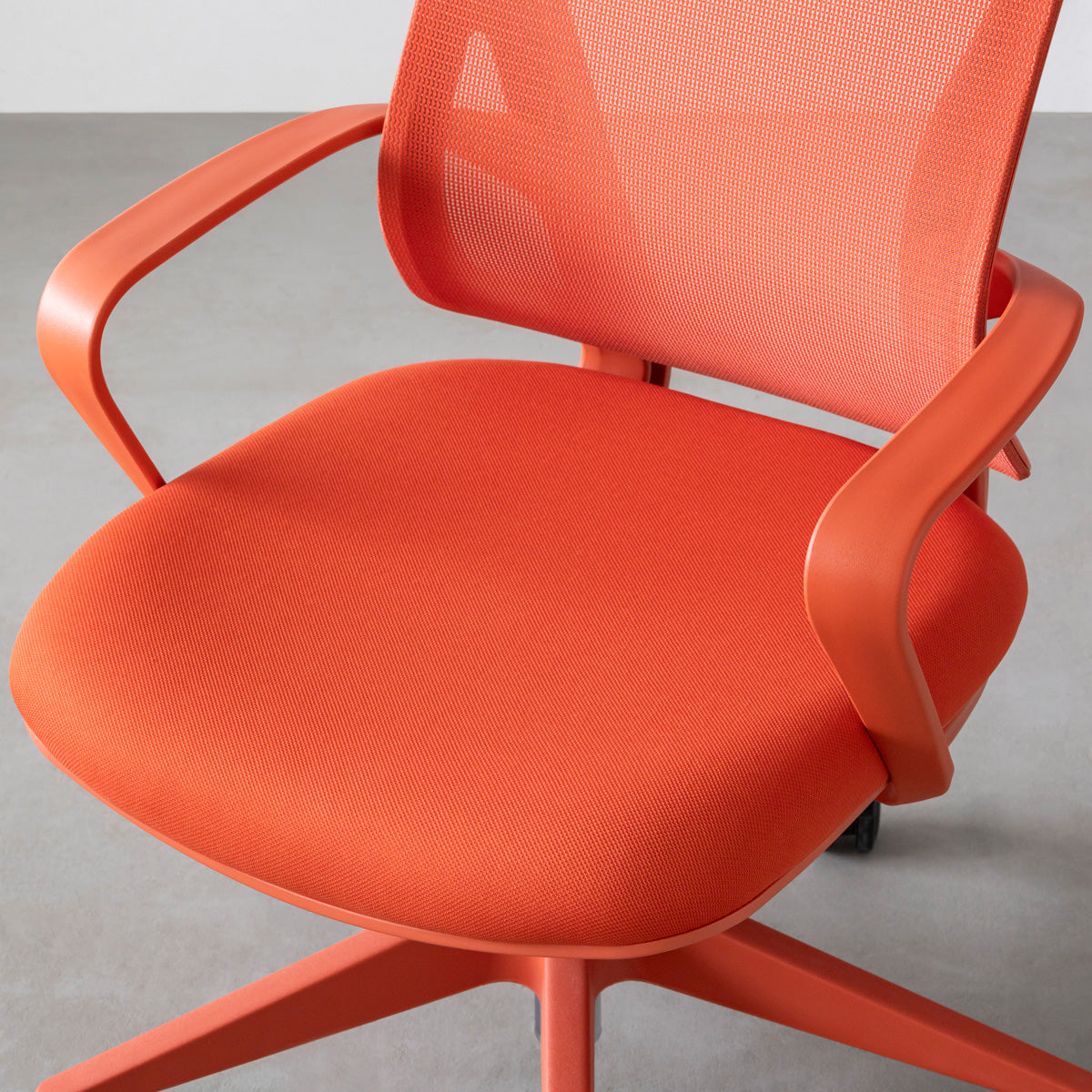 Flex - Comfort　リクライニングできる メッシュ デスクチェア