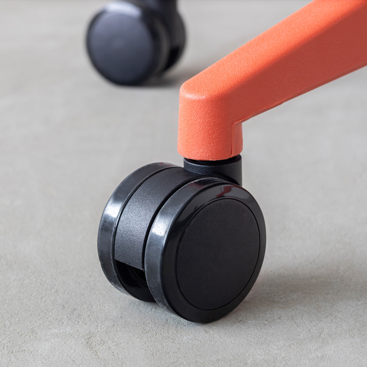 Flex - Comfort　リクライニングできる メッシュ デスクチェア