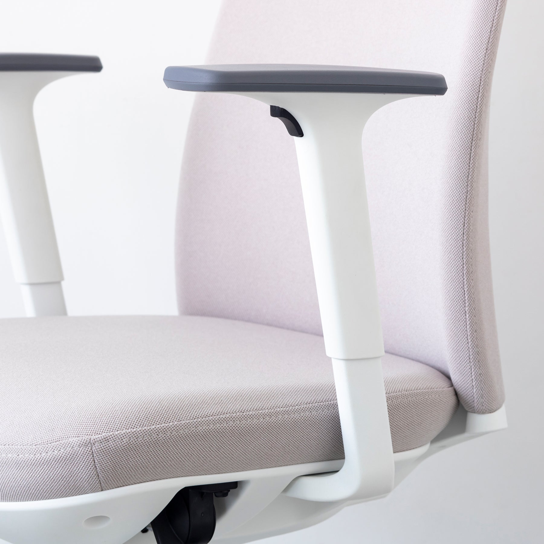 【法人向け】アームレストの有無が選べる デスクチェア アームのみ