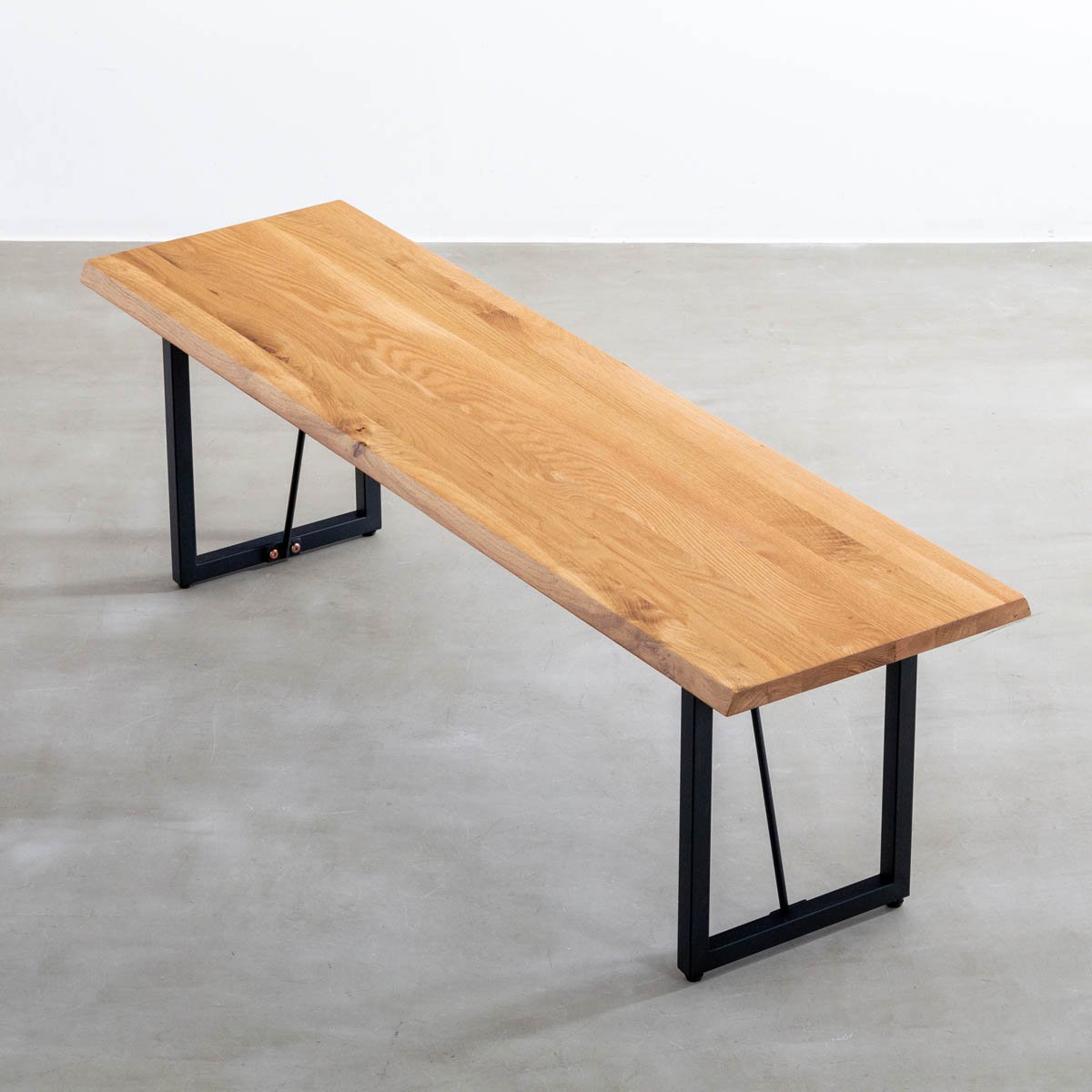 Lサイズオーク無垢材ベンチ・上からのアングル