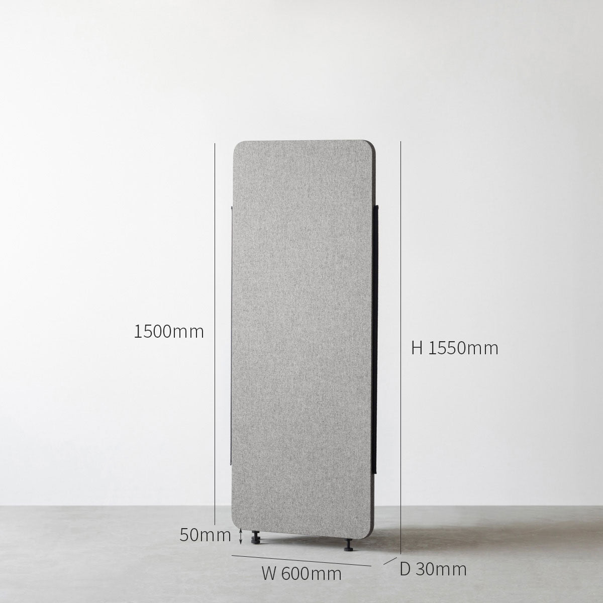 高密度のフェルトボードが騒音を吸収するシンプルなグレーのパーテーション60x150cm（サイズ画像）