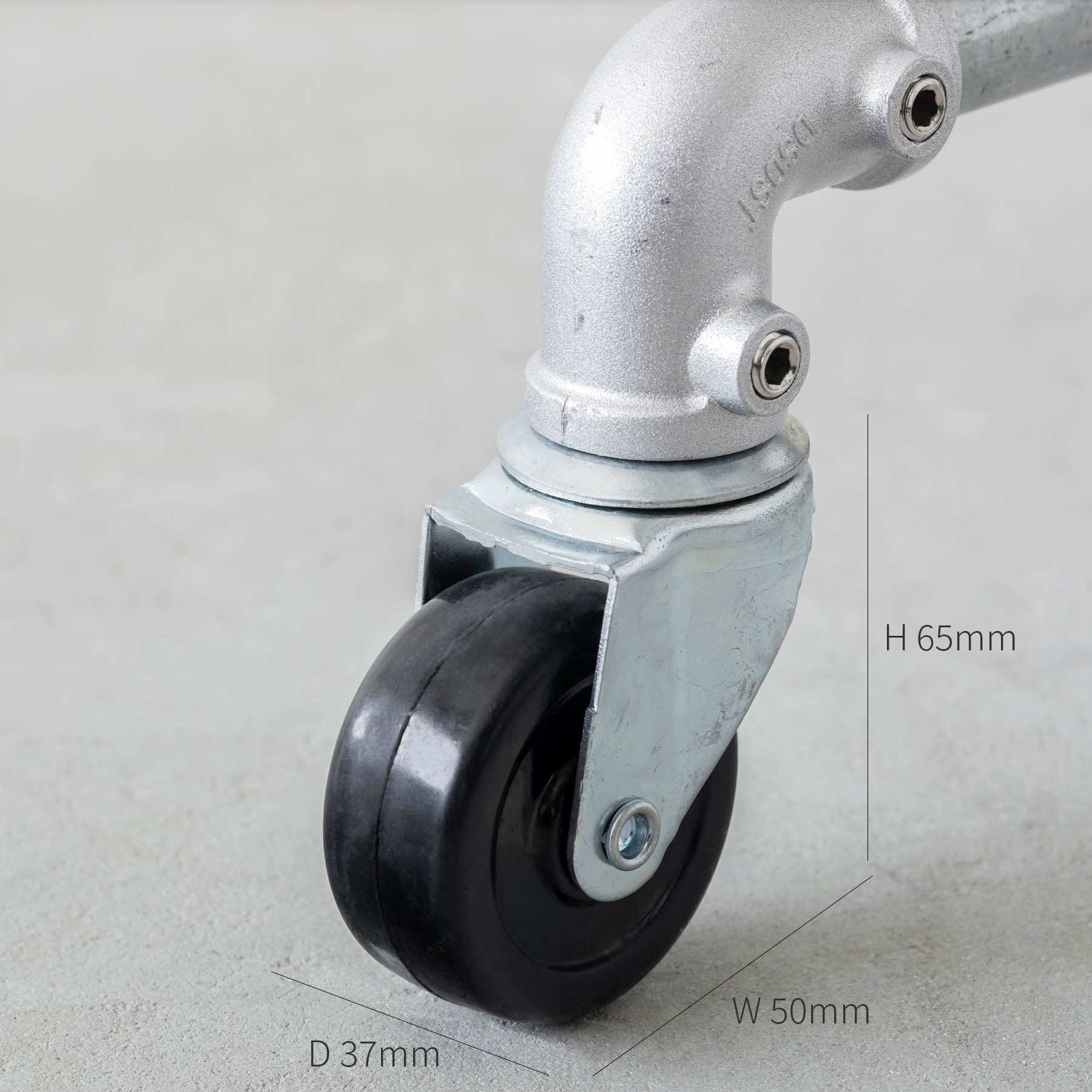 インダストリアルテイストなラック（サイズ画像キャスター）