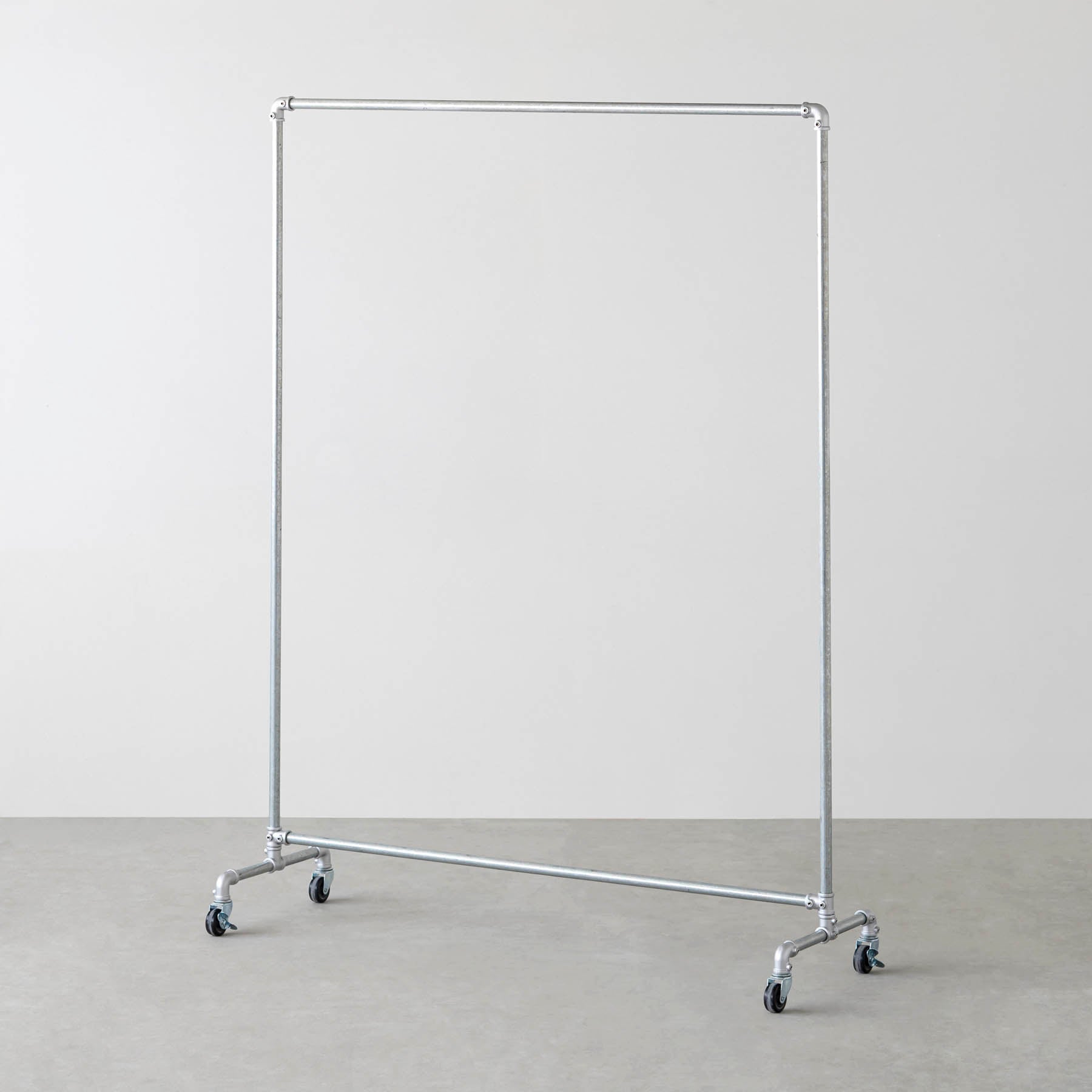 インダストリアルテイストなラック